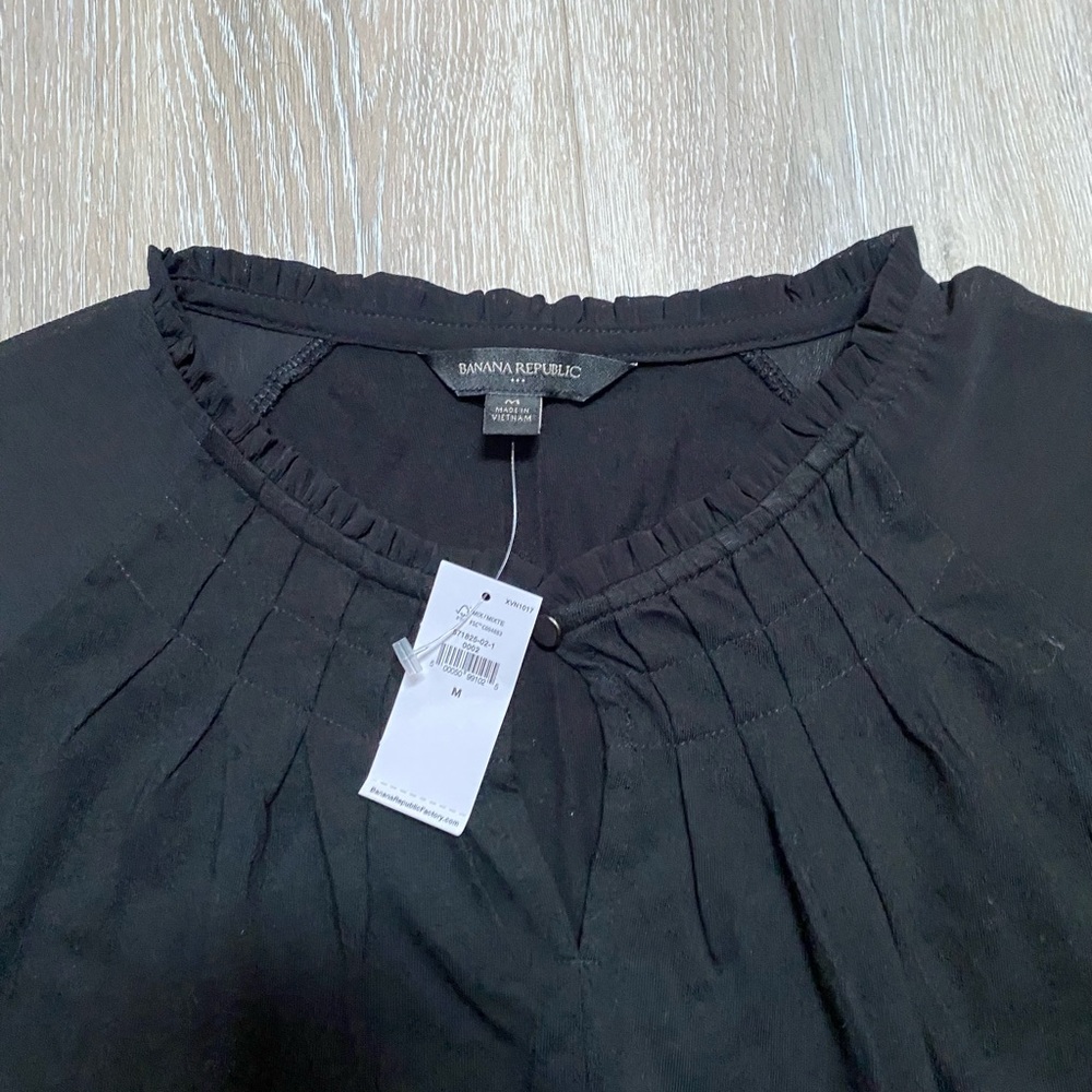 Banana Republic - Picture 2 of 4